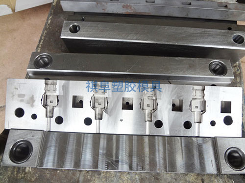 热流道模具