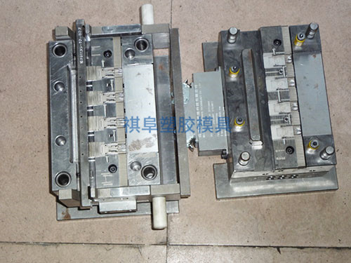 塑胶模具